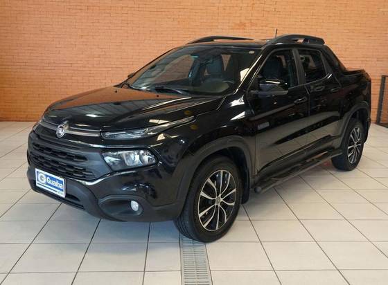 FIAT TORO 2.0 16V TURBO DIESEL ULTRA 4WD AT9 FIAT TORO 2.0 16V TURBO DIESEL ULTRA 4WD AT9